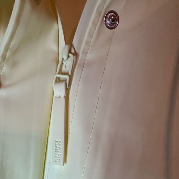 NWTs RAINS Yellow Raincoat Curve Jacket Size XS - Picture 7 of 8